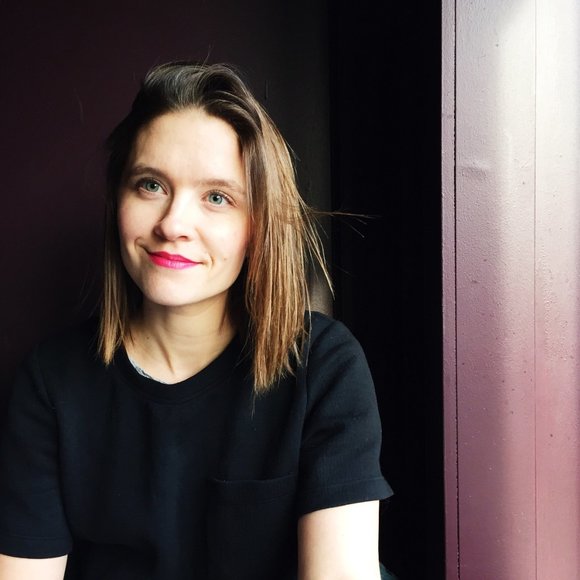 Meet your Posher, Brandy - Picture 1 of 1